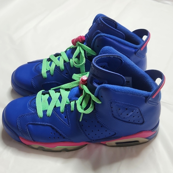 Jordan Retro 6 Sneakers - Picture 5 of 8